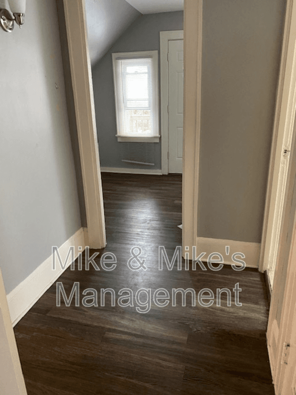 Milwaukee Condo: 2969 N 48th St