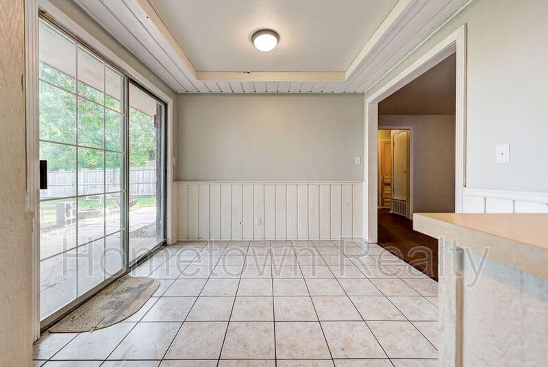 Oklahoma City House: 2817 SW 82nd Street
