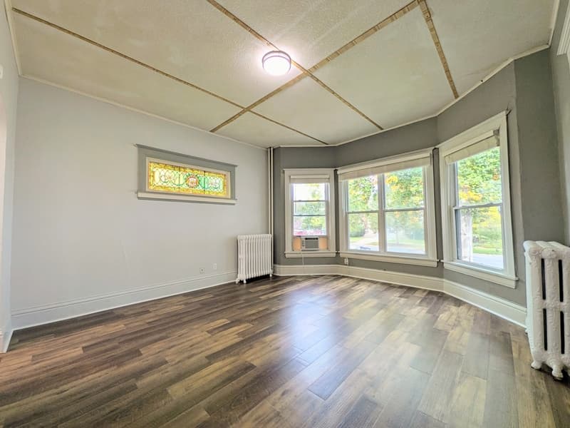 Oskaloosa Condo: 506 High Avenue East - 1
