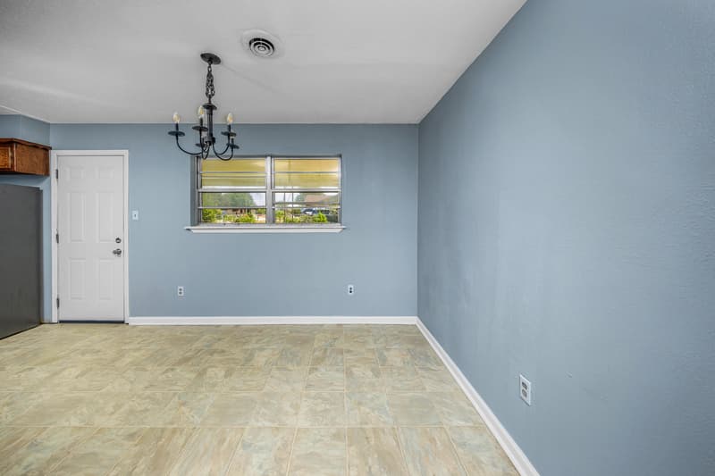 Lawton House: 4802 Southeast Avalon Avenue
