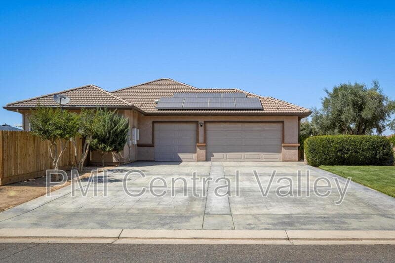 City of Atwater House: 1761 KT Avenue