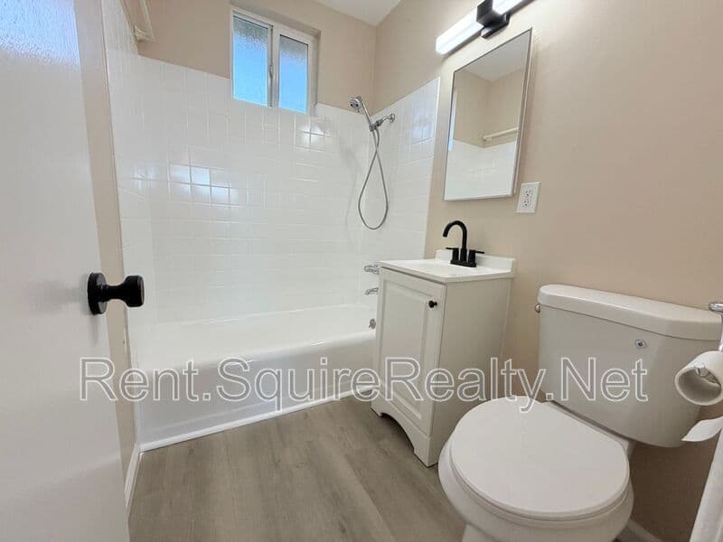 Azusa Condo: 936 W. Foothill Blvd
