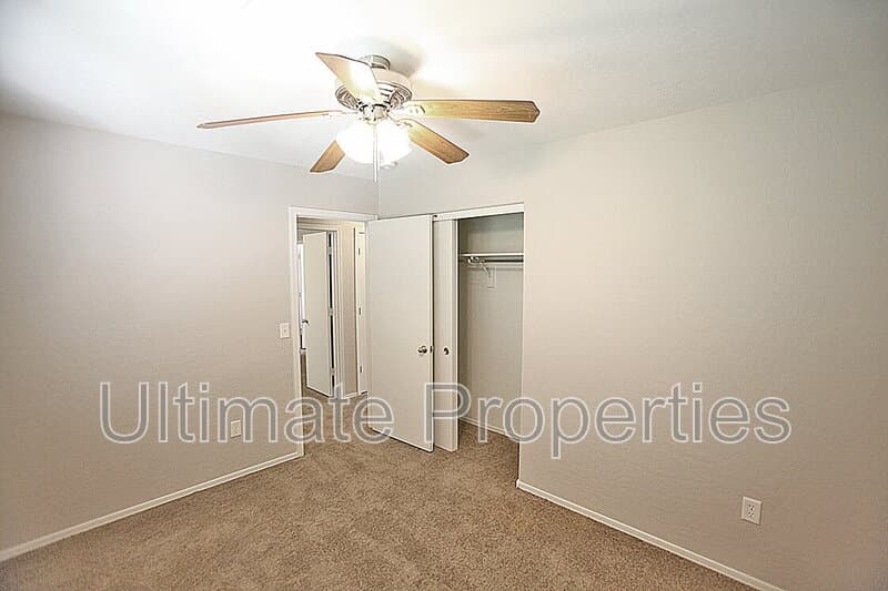 Litchfield Park House: 6132 N Florence Ave