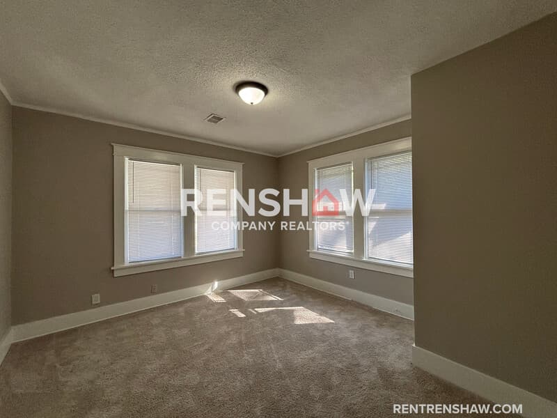 Memphis House: 1291 Worthington St