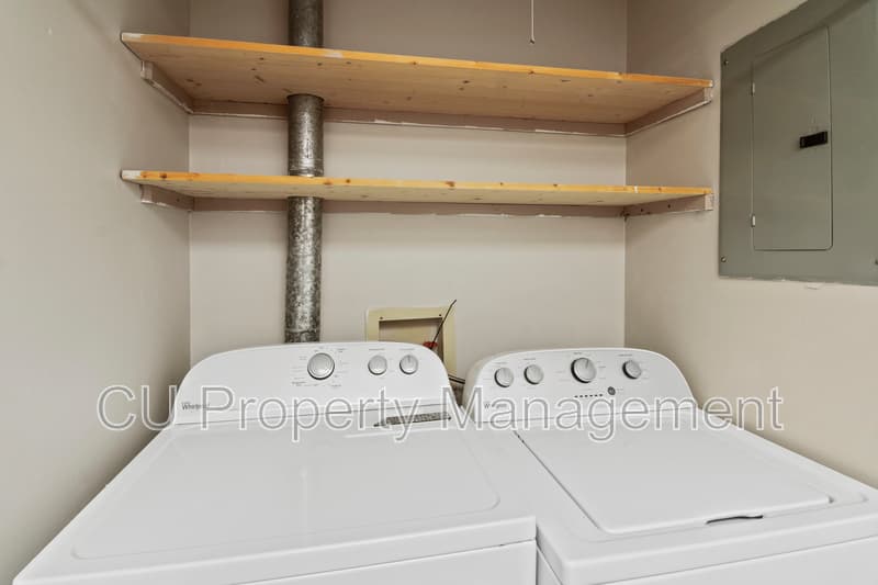 Urbana Condo: 1203 Dean Drive