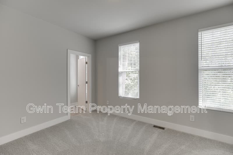 Atlanta Townhome: 721 Taylor Ct