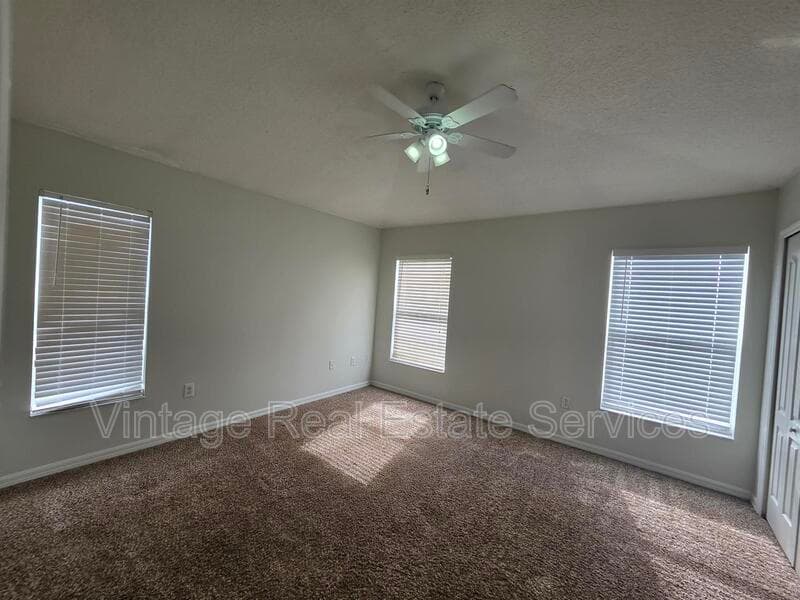 Gibsonton House: 6731 Lake Rochester Ln