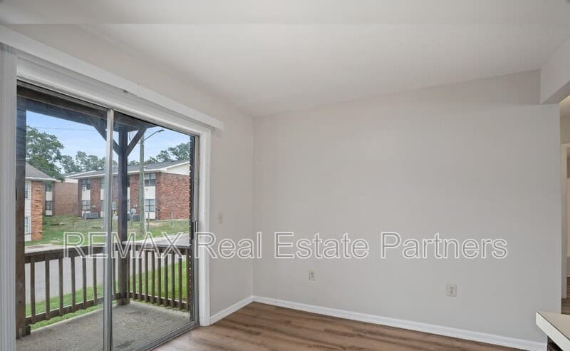 Hattiesburg House: 4001 Mable St