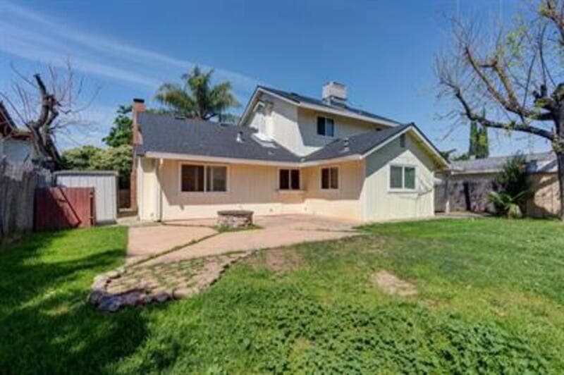 Merced House: 2768 Saratoga Avenue