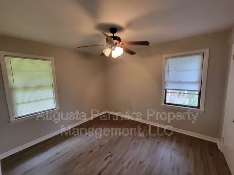 Augusta House: 2441 Dickey Rd