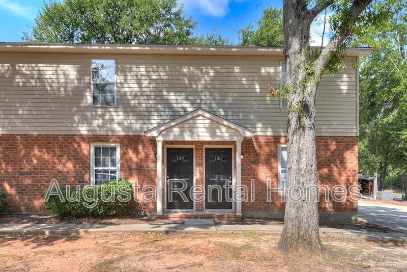 North Augusta Townhome: 138 Chalet North Boulevard - 138