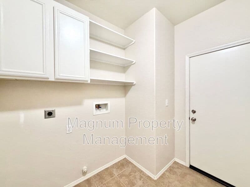 Winchester House: 36367 Sicily Ln