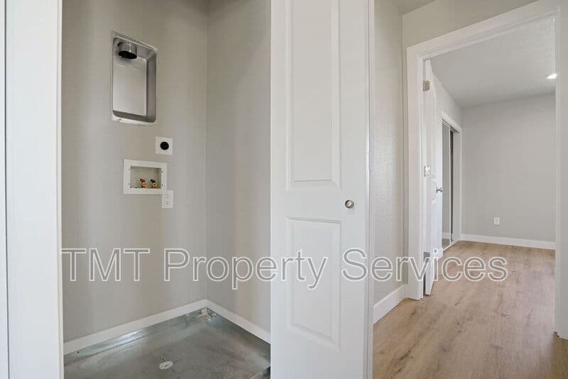 Sacramento House: 4190 35th Street