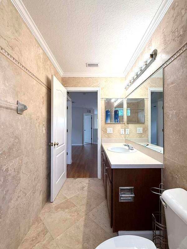 Riverview House: 11335 Village Brook Drive