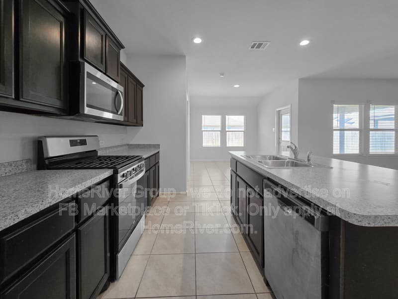 Crowley House: 10356 Fort Elliott Trl