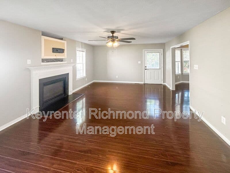 Richmond House: 2010 Colgate Avenue