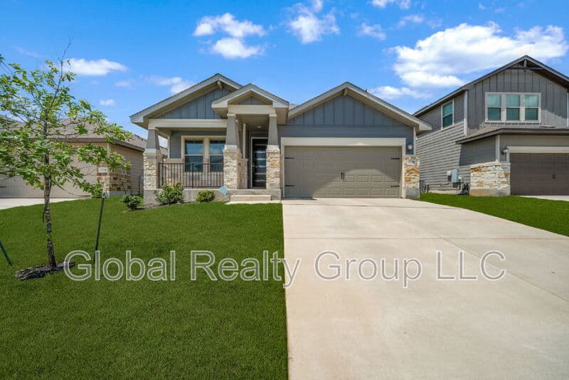 New Braunfels House: 1220 Ella Xing
