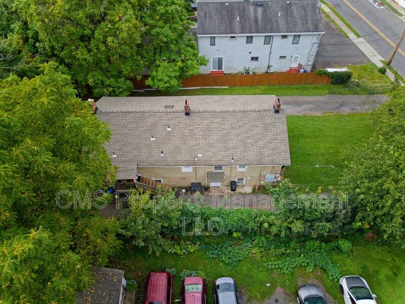 Somerville Condo: 148 Davenport Street