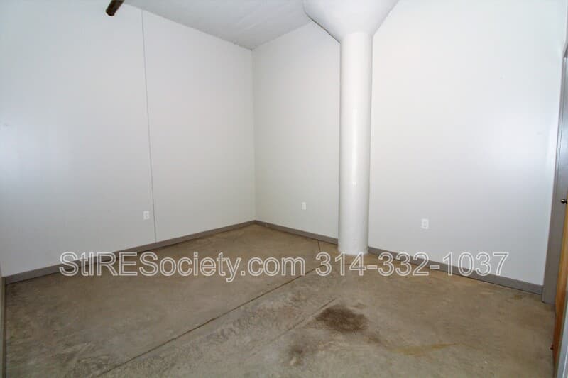 St. Louis Condo: 8125 Michigan Ave