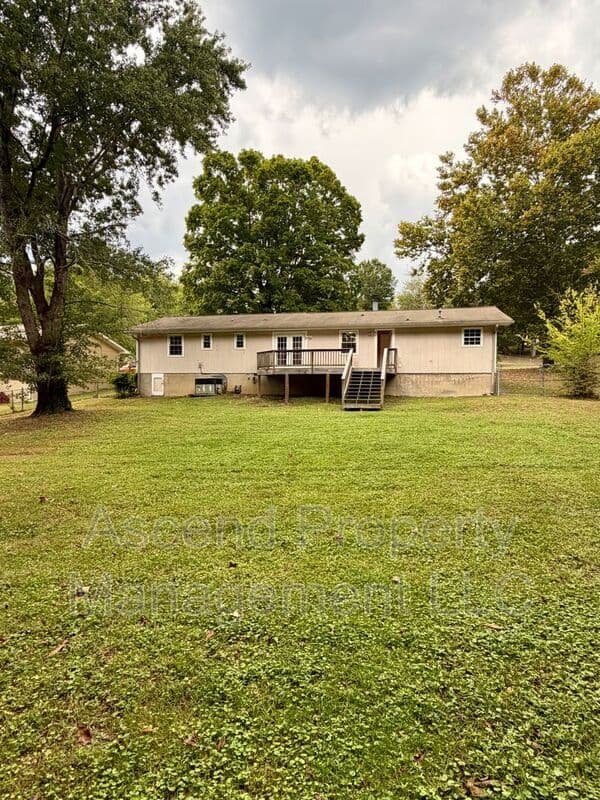 Ooltewah House: 5428 Country Village Dr