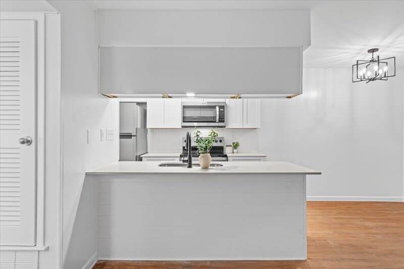 Austin Condo: 3704 Speedway #102