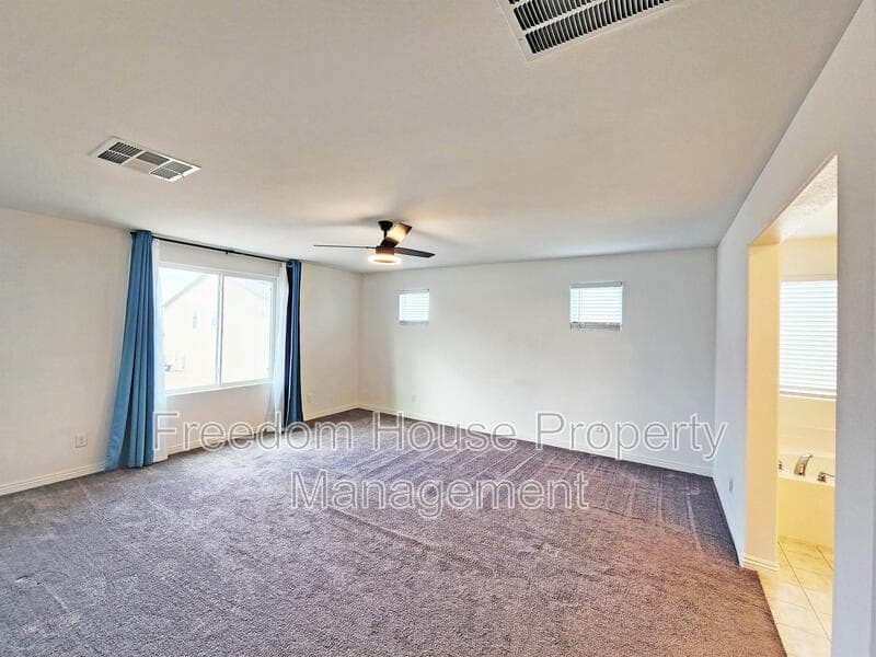 Pahrump House: 3821 East Weld Avenue