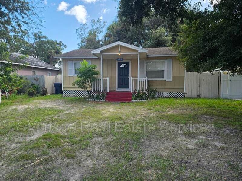 Tampa House: 1512 W Comanche Ave