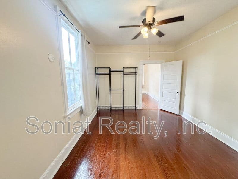 New Orleans House: 413 Cherokee Street