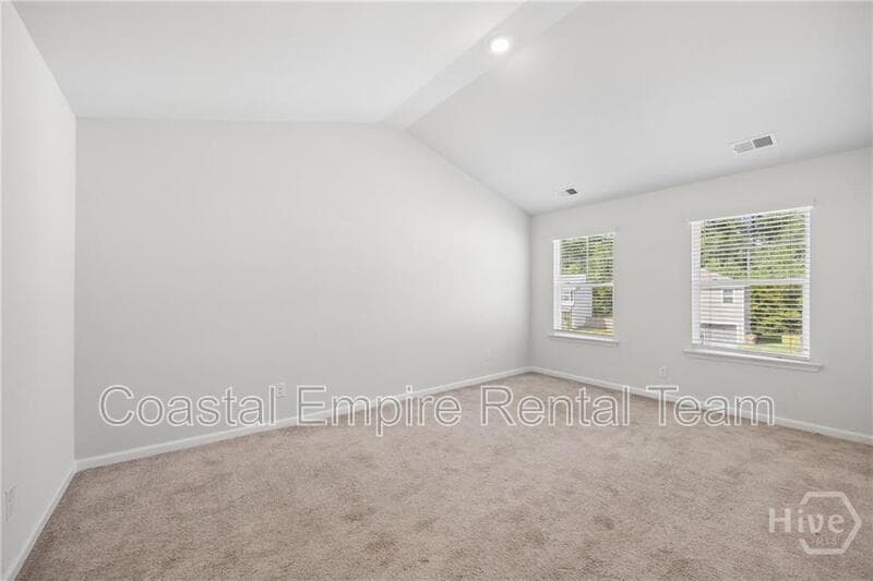 Richmond Hill House: 295 Coby Lane