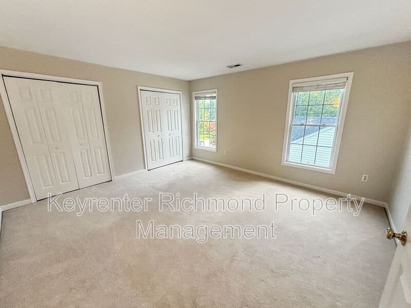 Chesterfield House: 7607 Blue Cedar Drive