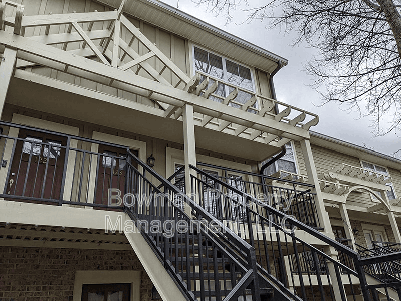 Athens Condo: 660 Barnett Shoals Rd