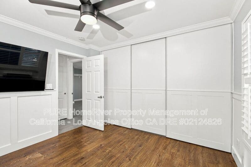 Torrance House: 23302 Marigold Ave