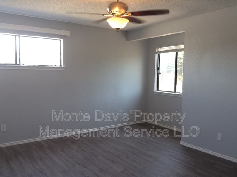 Austin Condo: 2001 Kenneth Ave