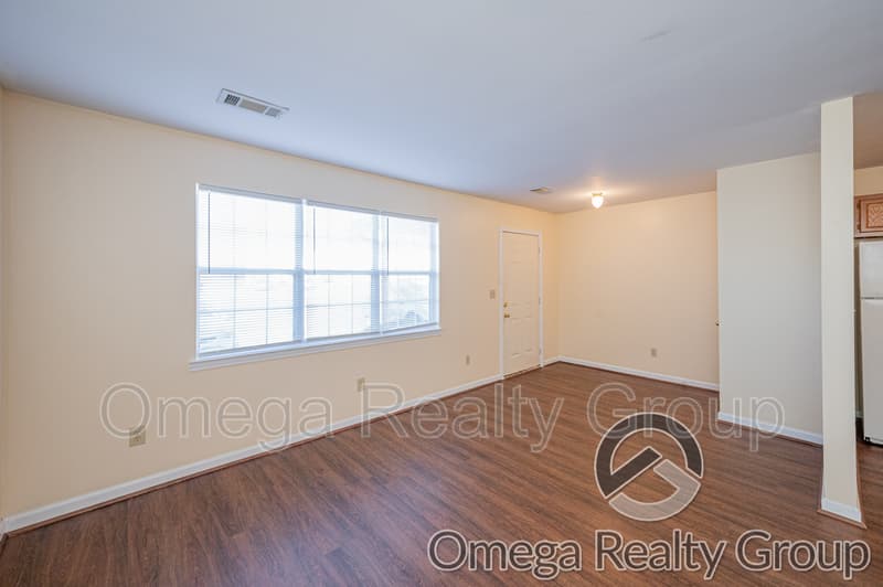 Mc Calla Condo: 484 Grey Hill Rd
