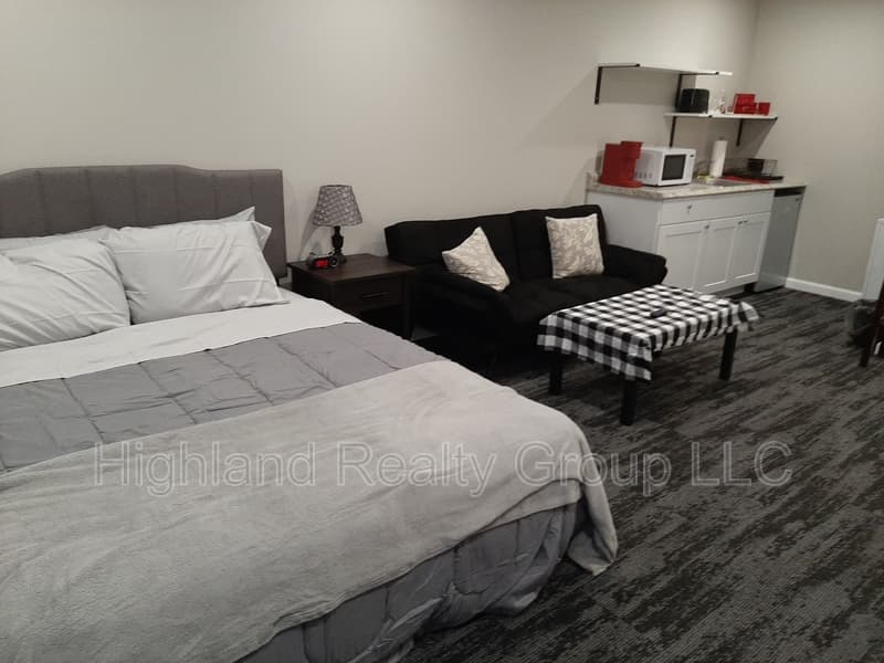 Harrisburg Condo: 311 South River Street - 1st flr rear