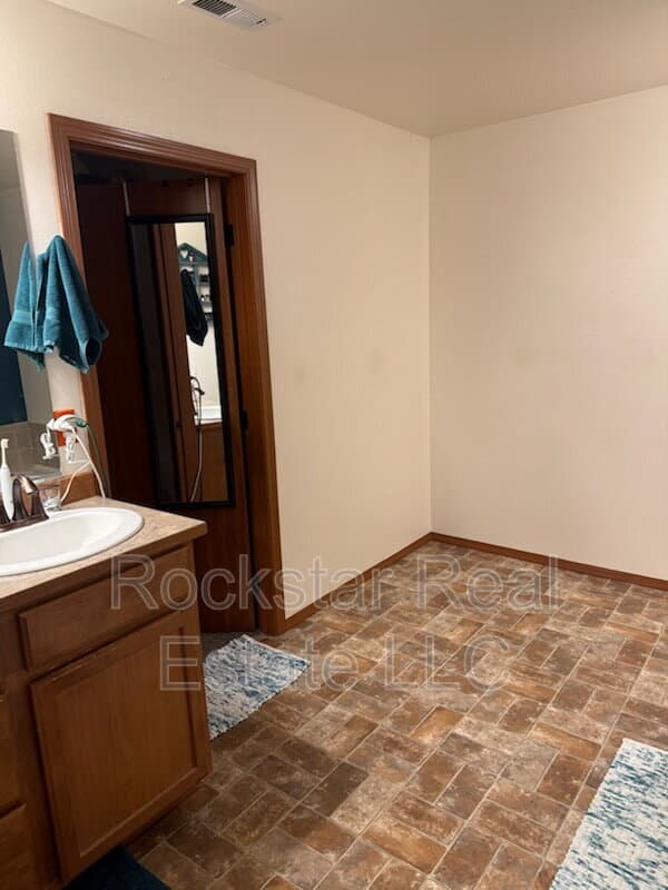 Spokane Valley House: 18119 East Mansfield Avenue