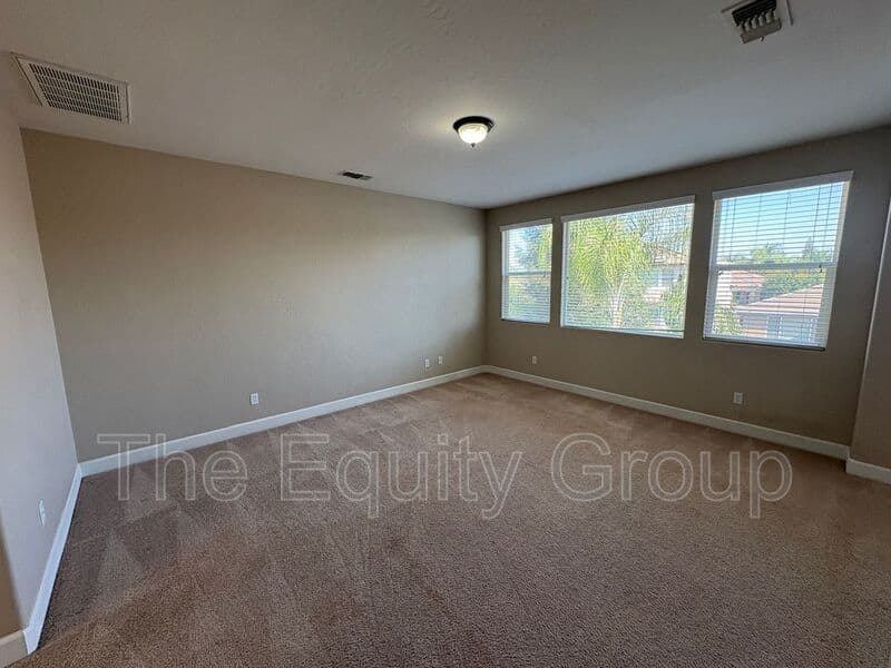 Visalia House: 3116 W Buena Vista