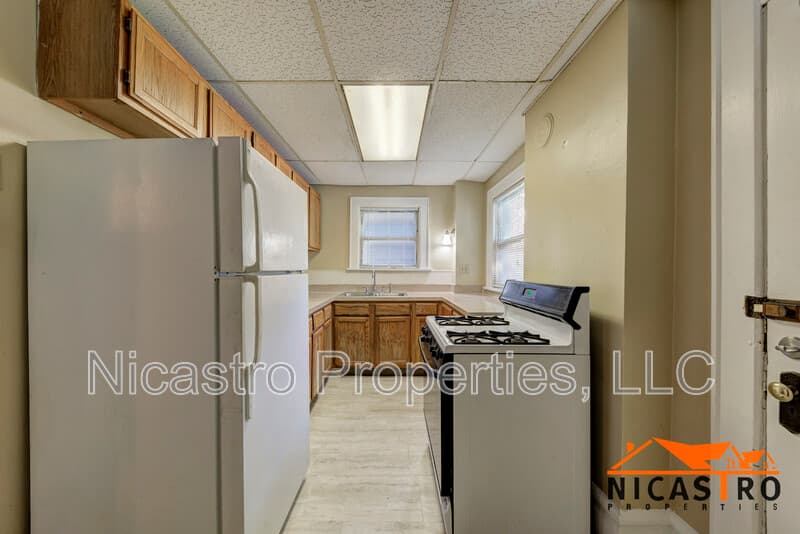 Columbus Condo: 1640 Indianola Avenue