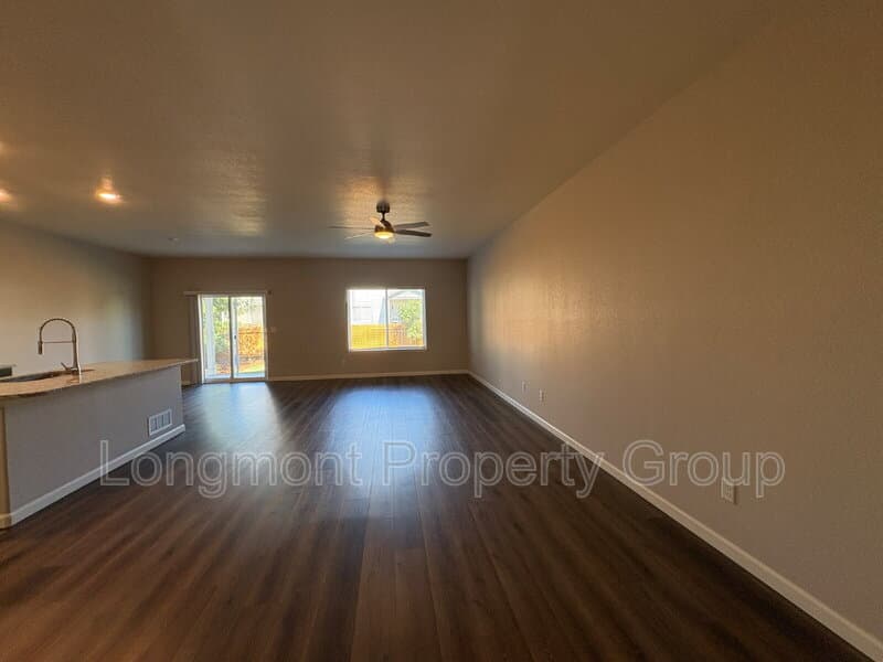 Mead House: 2115 Dexter Street