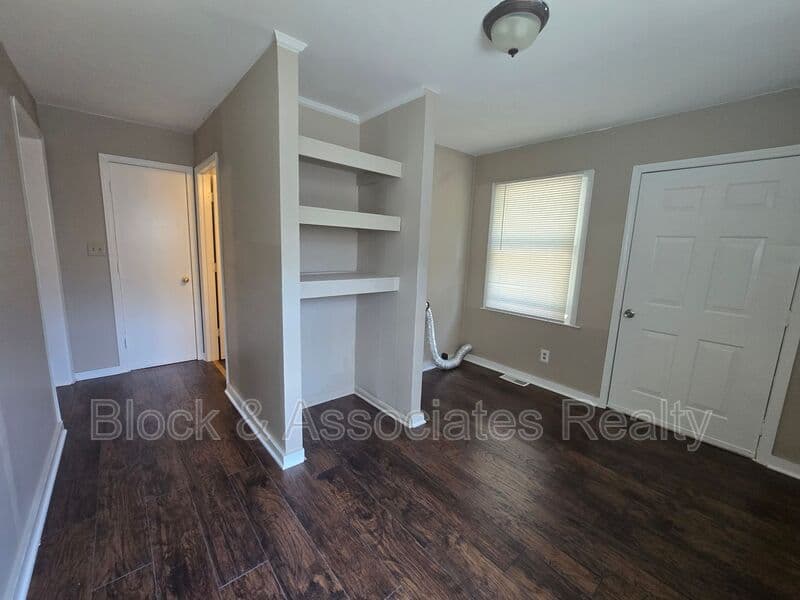 Greensboro House: 1605 Pichard St.