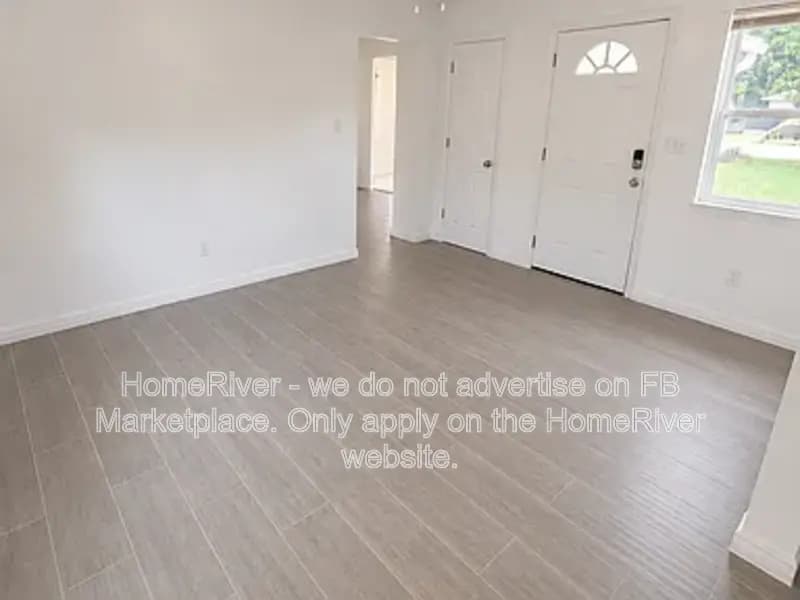 Pensacola House: 705 Vendee Ln