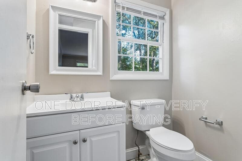 Williamsburg House: 115 King Henry Way