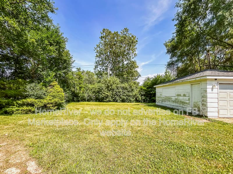 Country Club Hills House: 17849 John Ave