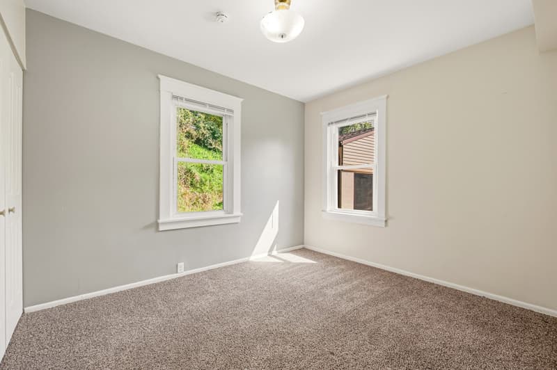 Pittsburgh Condo: 2218 McMonagle Avenue