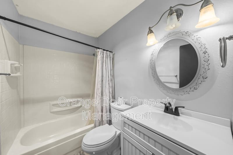 Kent Condo: 23601 112th Avenue SoutheastA102
