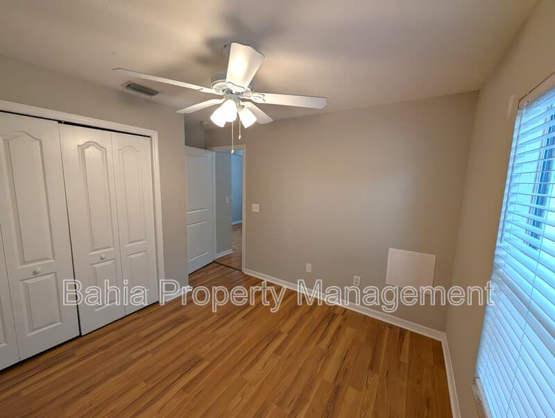 Valrico House: 913 Stallion Way