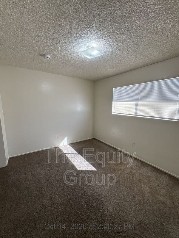 Visalia Condo: 615 S Demaree St