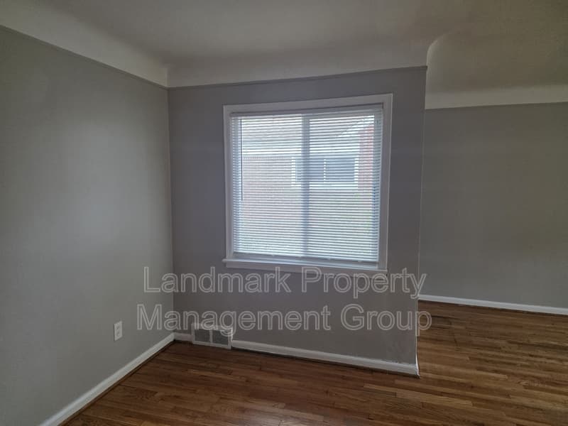 Detroit House: 22507 South Kane Street