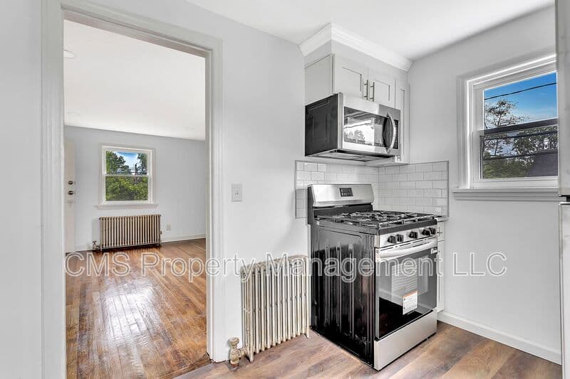 Dunellen Condo: 401 Sanford Ave