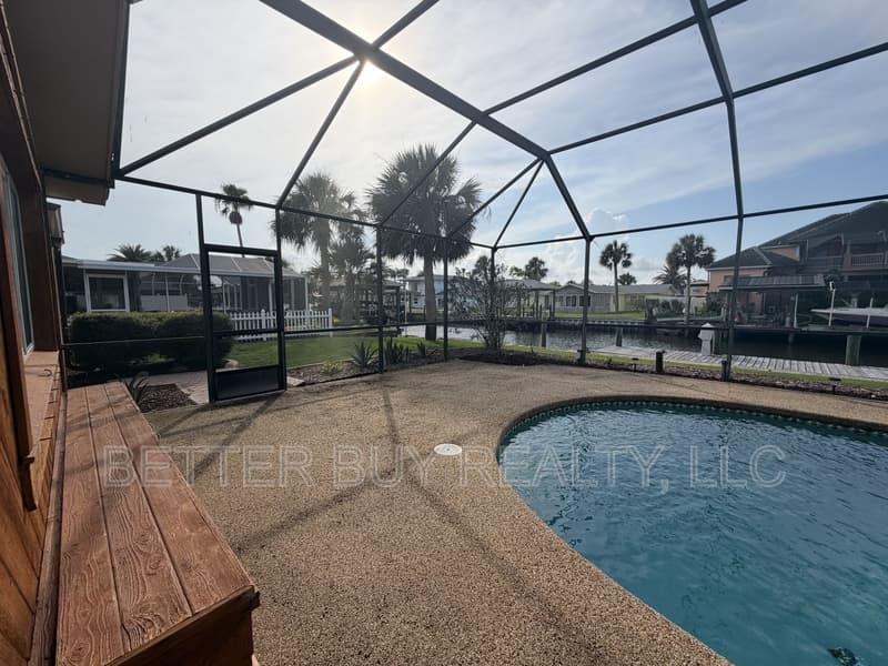 Flagler Beach House: 337 North 10th Street
